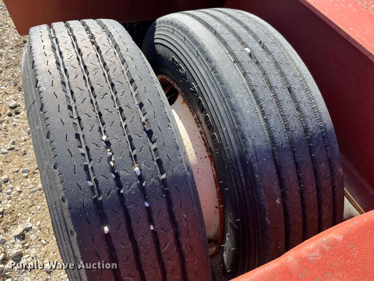 image for item MW9468 1993 Trail King TK100HDG-483  lowboy equipment trailer