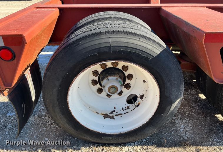 image for item MW9468 1993 Trail King TK100HDG-483  lowboy equipment trailer