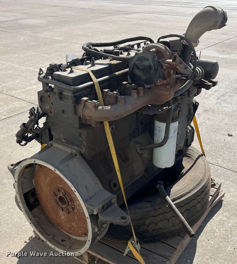 image for item MW9479 1999 Cummins C8.3-250G  engine