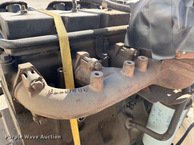 image for item MW9479 1999 Cummins C8.3-250G  engine