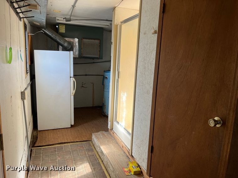 image for item MW9480 1980 Trailmobile 011L-1CAV  jobsite dry van trailer