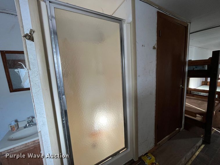 image for item MW9480 1980 Trailmobile 011L-1CAV  jobsite dry van trailer