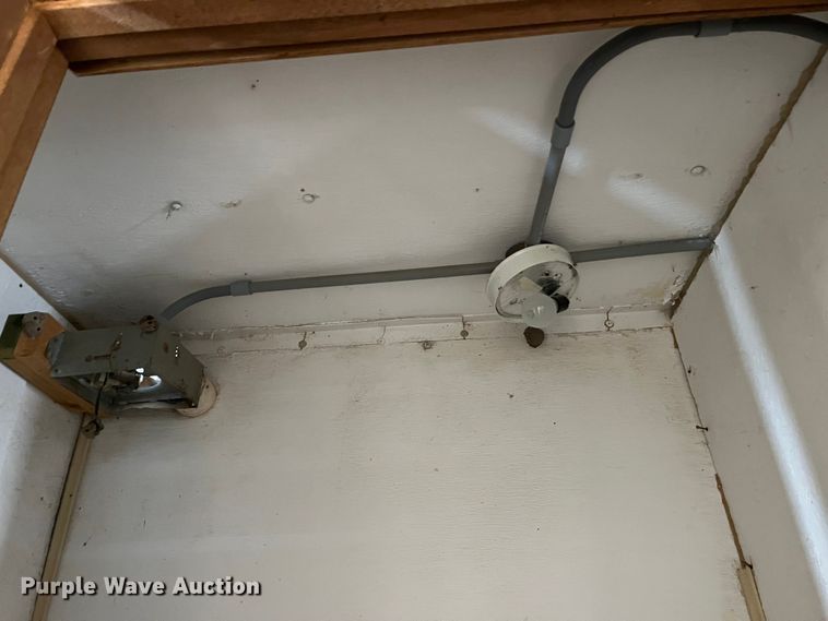 image for item MW9480 1980 Trailmobile 011L-1CAV  jobsite dry van trailer