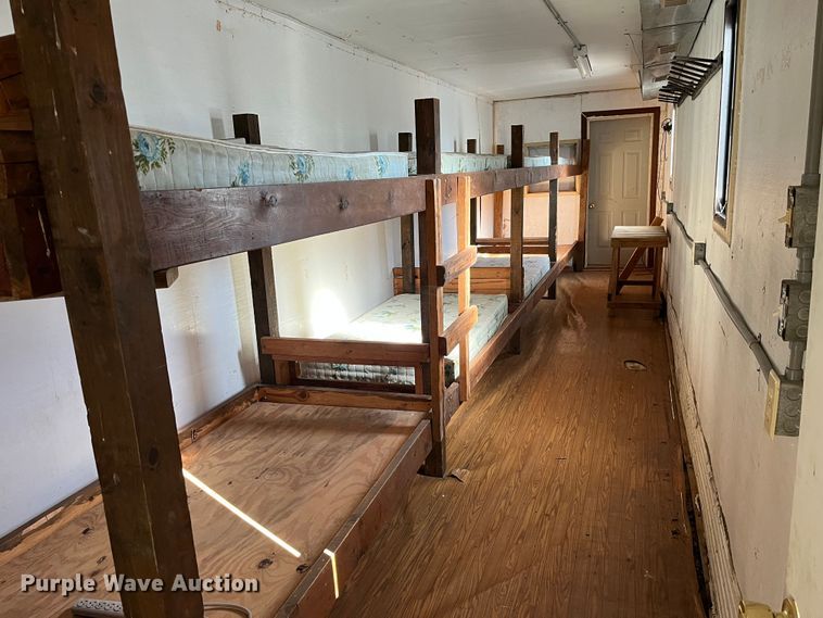 image for item MW9480 1980 Trailmobile 011L-1CAV  jobsite dry van trailer