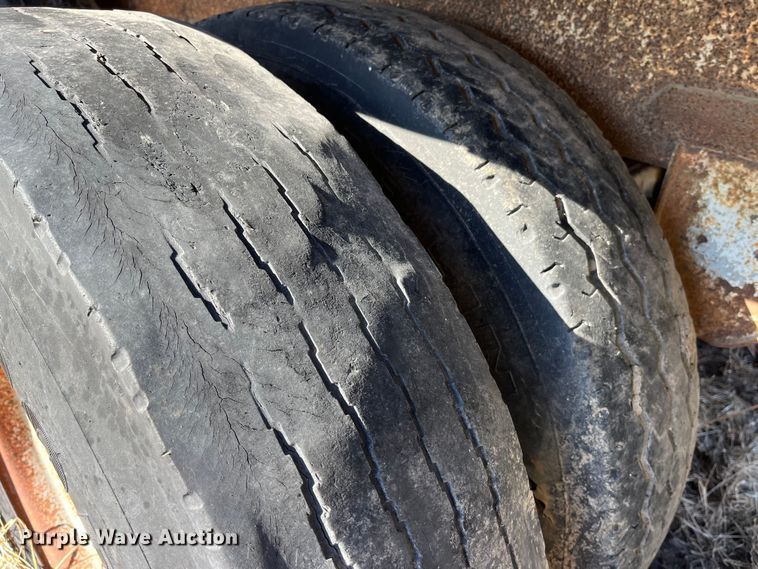 image for item MW9480 1980 Trailmobile 011L-1CAV  jobsite dry van trailer