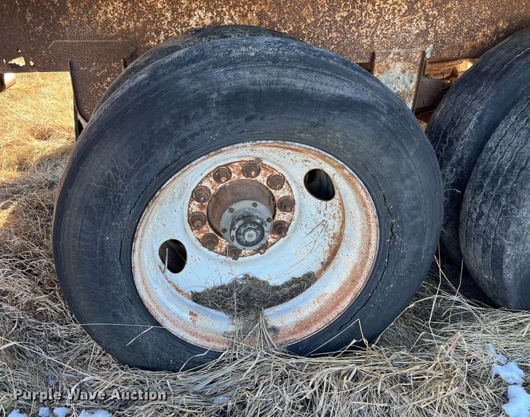 image for item MW9480 1980 Trailmobile 011L-1CAV  jobsite dry van trailer