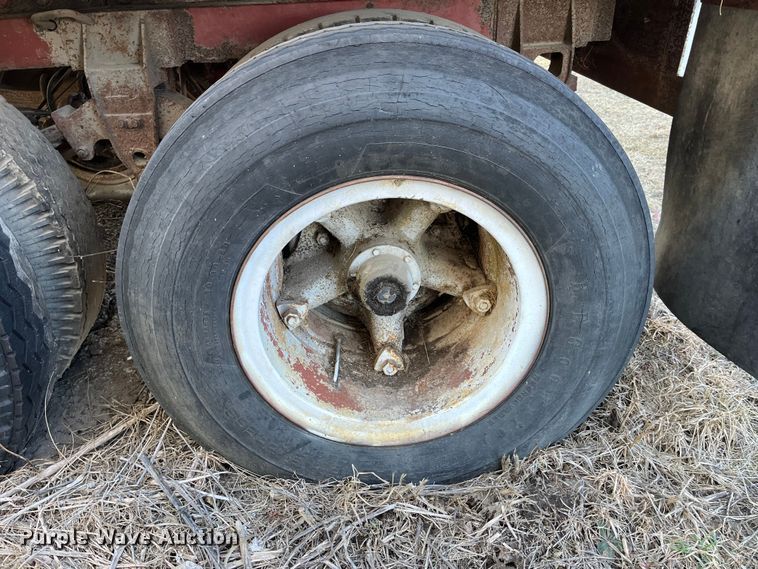 image for item MW9481 1969 Dorsey CIDT-203  dry van trailer