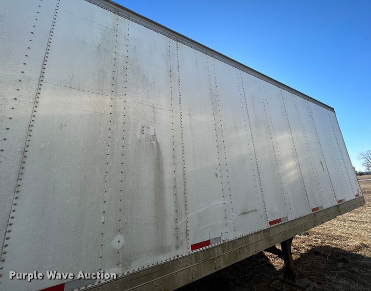 image for item MW9483 1984 Fruehauf F100BX-F2-50-102  dry van trailer