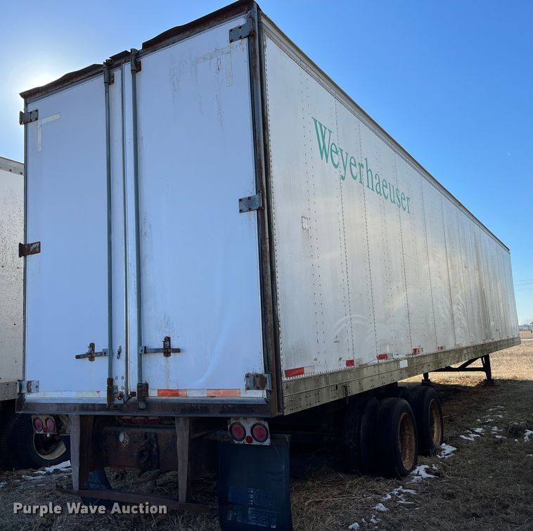 image for item MW9483 1984 Fruehauf F100BX-F2-50-102  dry van trailer