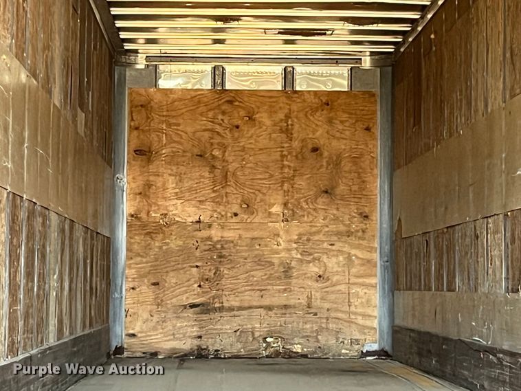 image for item MW9483 1984 Fruehauf F100BX-F2-50-102  dry van trailer