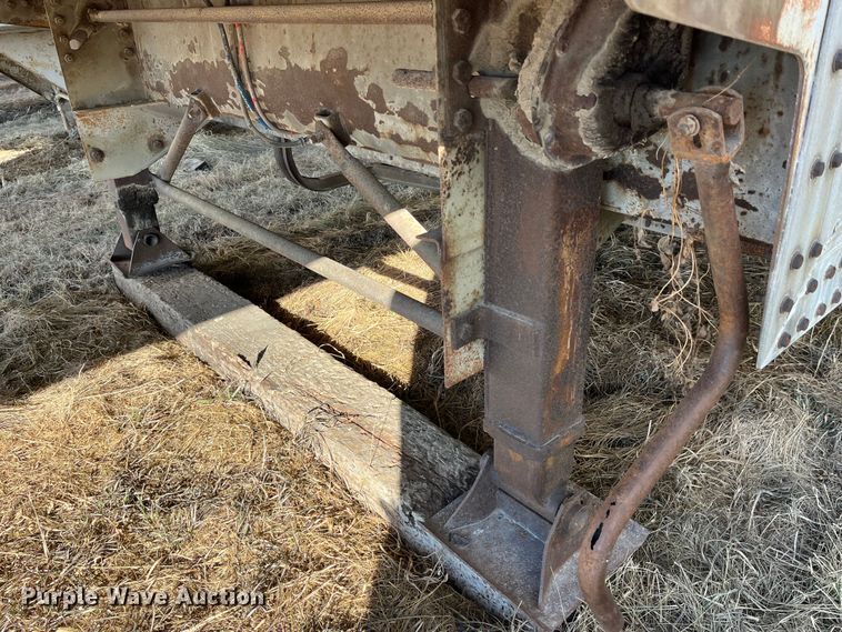 image for item MW9485 1988 Strick  moving van trailer