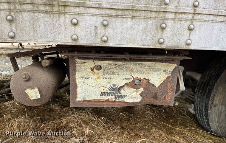 image for item MW9485 1988 Strick  moving van trailer