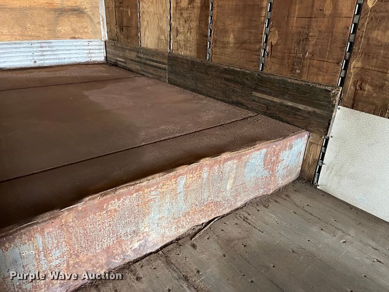 image for item MW9485 1988 Strick  moving van trailer