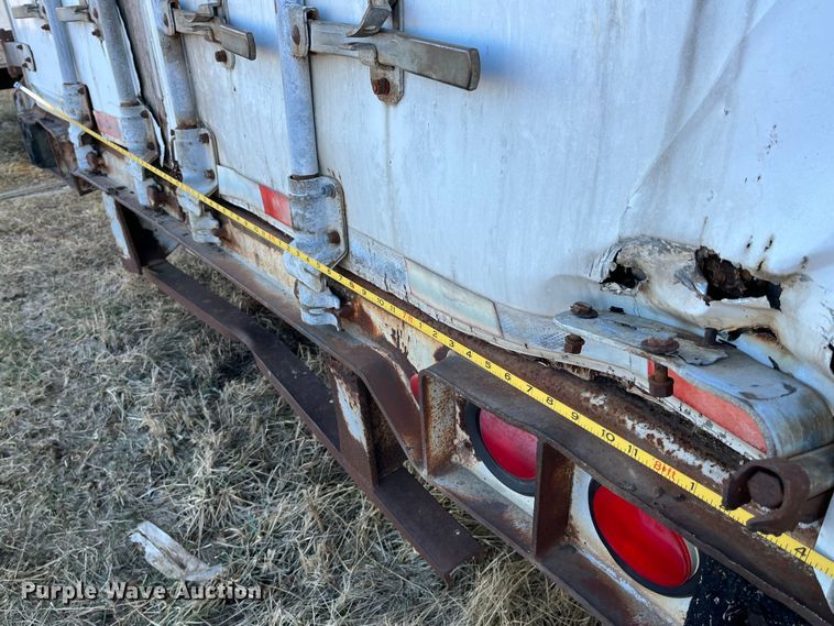 image for item MW9485 1988 Strick  moving van trailer