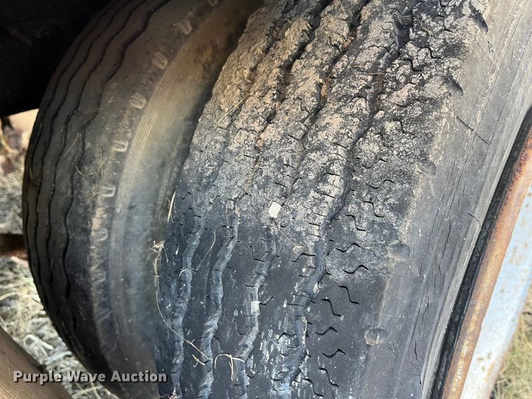 image for item MW9485 1988 Strick  moving van trailer