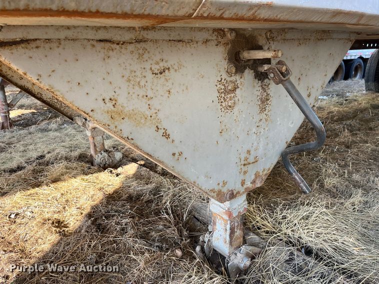 image for item MW9486 1973 Trailmobile ALLM-4SAU  dry van trailer