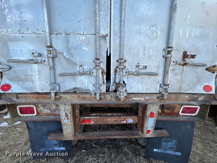 image for item MW9486 1973 Trailmobile ALLM-4SAU  dry van trailer