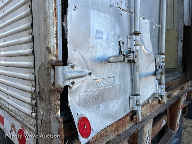 image for item MW9486 1973 Trailmobile ALLM-4SAU  dry van trailer