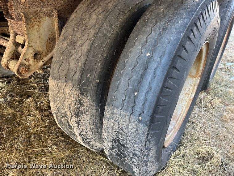 image for item MW9486 1973 Trailmobile ALLM-4SAU  dry van trailer