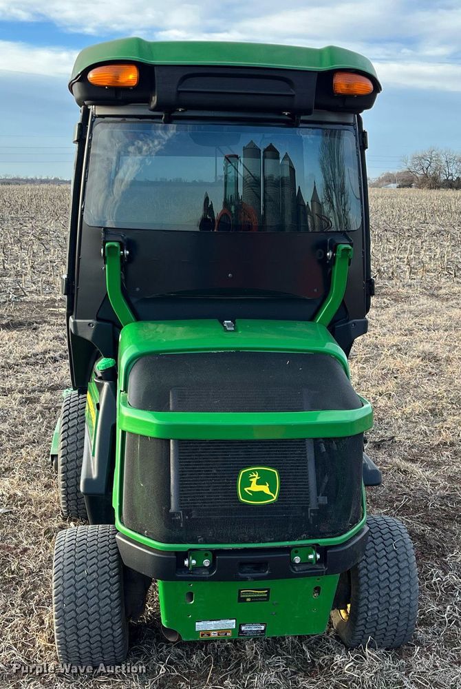 image for item DG5419 2015 John Deere 1585  lawn mower