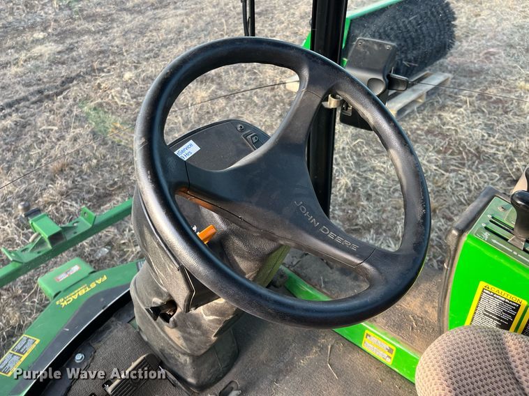 image for item DG5419 2015 John Deere 1585  lawn mower