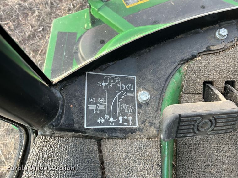 image for item DG5419 2015 John Deere 1585  lawn mower