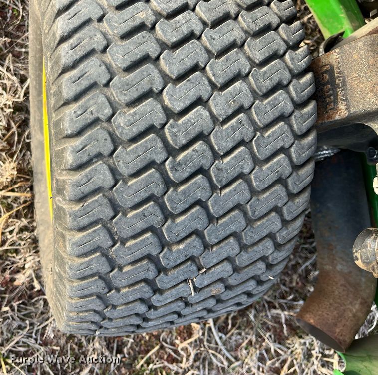 image for item DG5419 2015 John Deere 1585  lawn mower