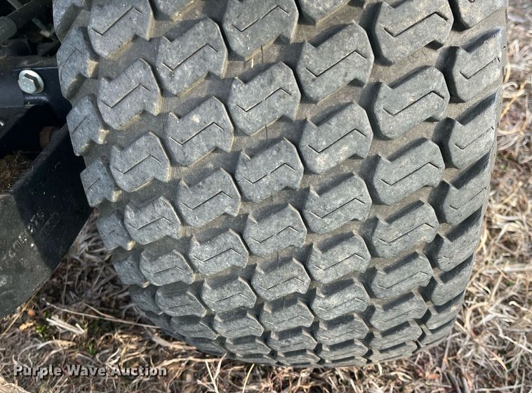 image for item DG5419 2015 John Deere 1585  lawn mower