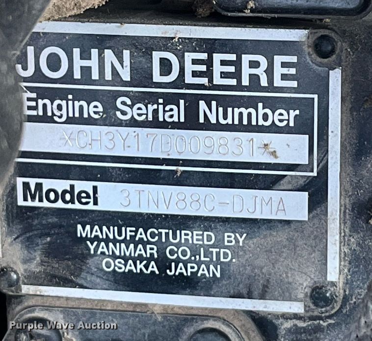 image for item DG5419 2015 John Deere 1585  lawn mower