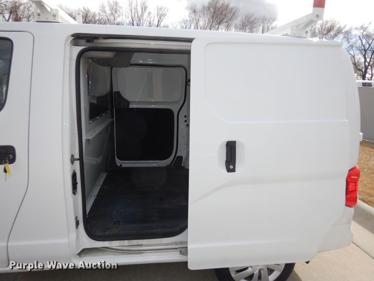 image for item DK7589 2015 Nissan NV200 SV  van