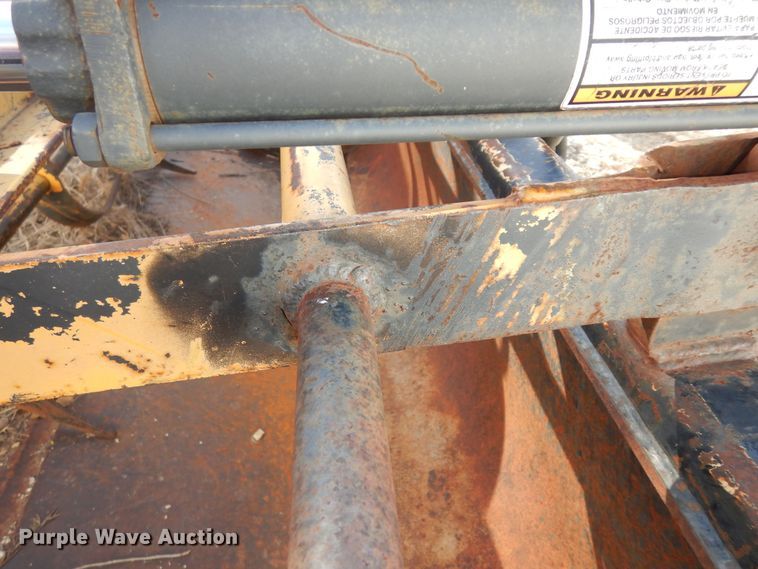 image for item DK7608 John Deere KV21470 skid steer grapple bucket