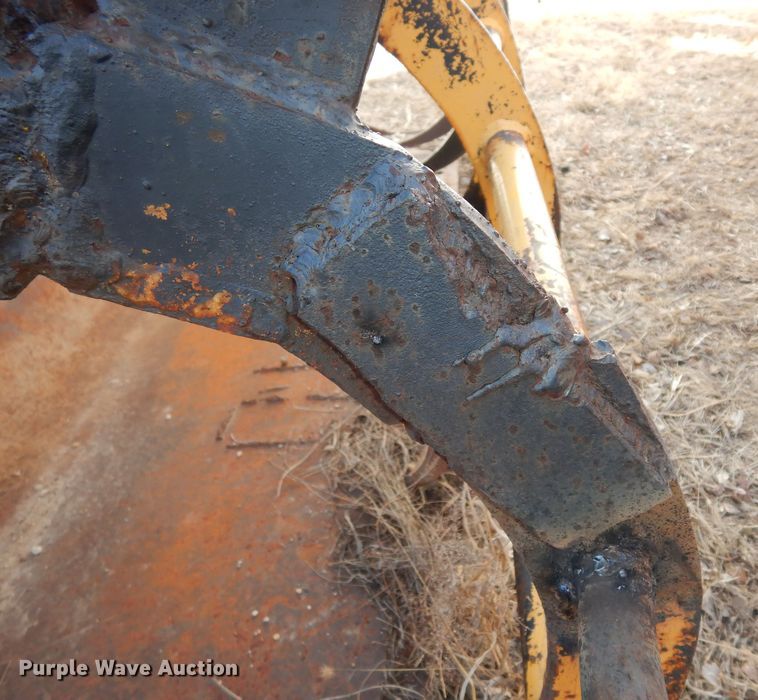 image for item DK7608 John Deere KV21470 skid steer grapple bucket