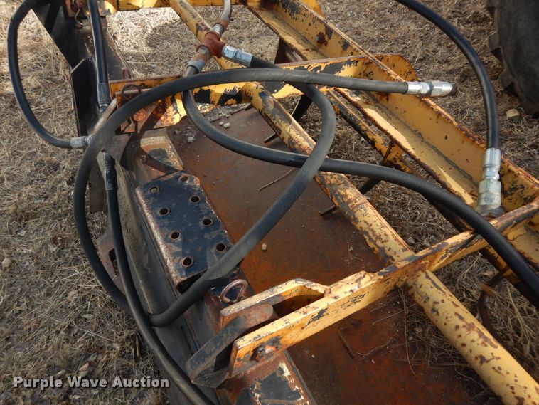 image for item DK7608 John Deere KV21470 skid steer grapple bucket