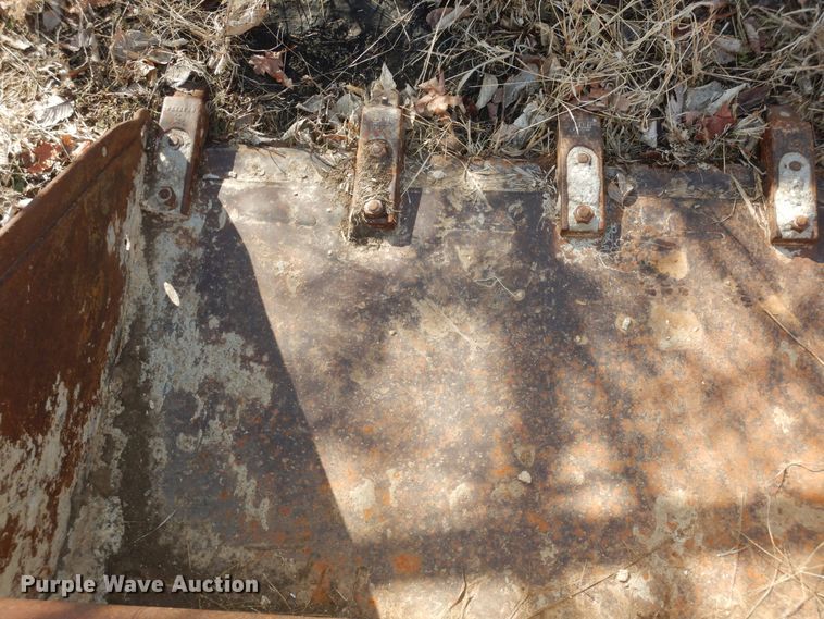 image for item DK7609 66" W skid steer bucket