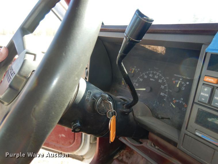 image for item DK7625 1994 Chevrolet C3500  dump flatbed pickup truck