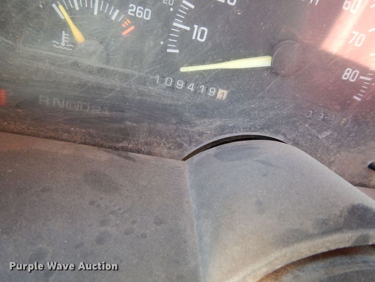 image for item DK7625 1994 Chevrolet C3500  dump flatbed pickup truck