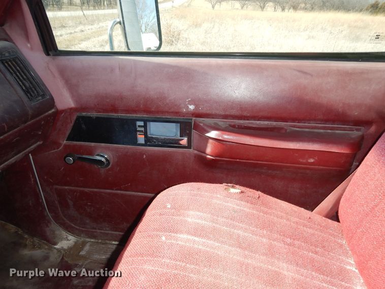 image for item DK7625 1994 Chevrolet C3500  dump flatbed pickup truck