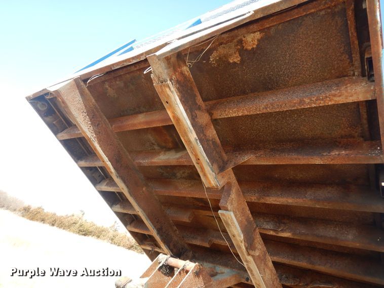 image for item DK7625 1994 Chevrolet C3500  dump flatbed pickup truck