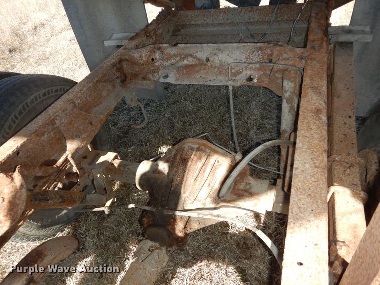 image for item DK7625 1994 Chevrolet C3500  dump flatbed pickup truck