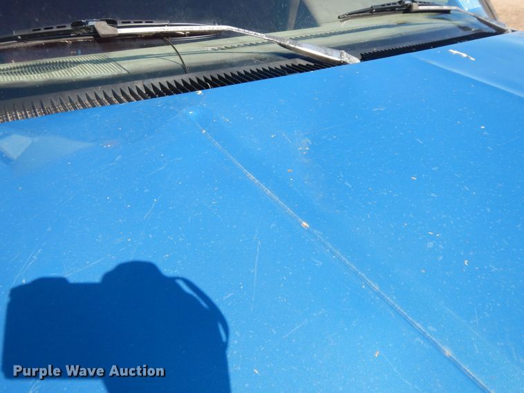 image for item DK7625 1994 Chevrolet C3500  dump flatbed pickup truck