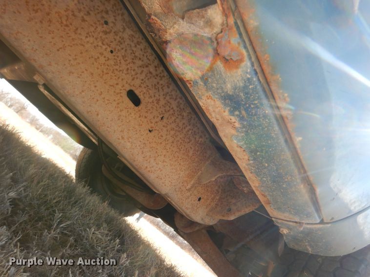 image for item DK7625 1994 Chevrolet C3500  dump flatbed pickup truck