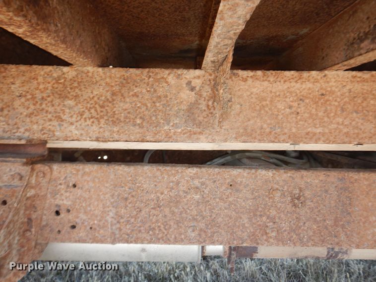 image for item DK7625 1994 Chevrolet C3500  dump flatbed pickup truck