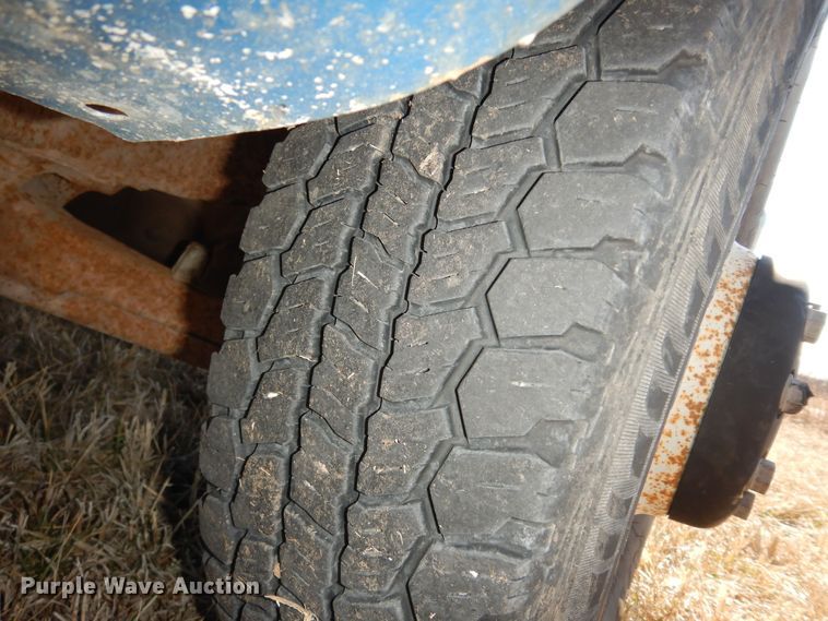 image for item DK7625 1994 Chevrolet C3500  dump flatbed pickup truck