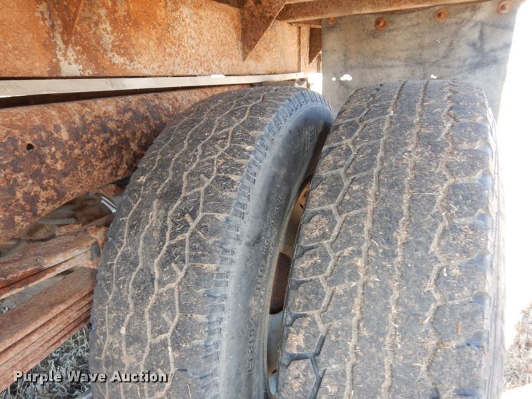 image for item DK7625 1994 Chevrolet C3500  dump flatbed pickup truck