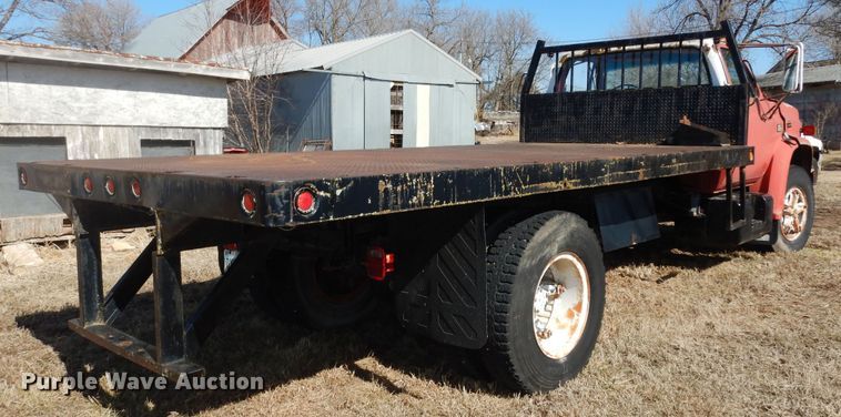 image for item DK7626 1980 Chevrolet C70  flatbed truck