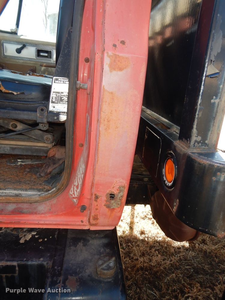 image for item DK7626 1980 Chevrolet C70  flatbed truck