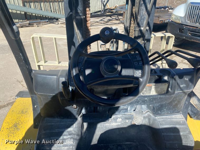 image for item DL7023 2008 Yale  forklift