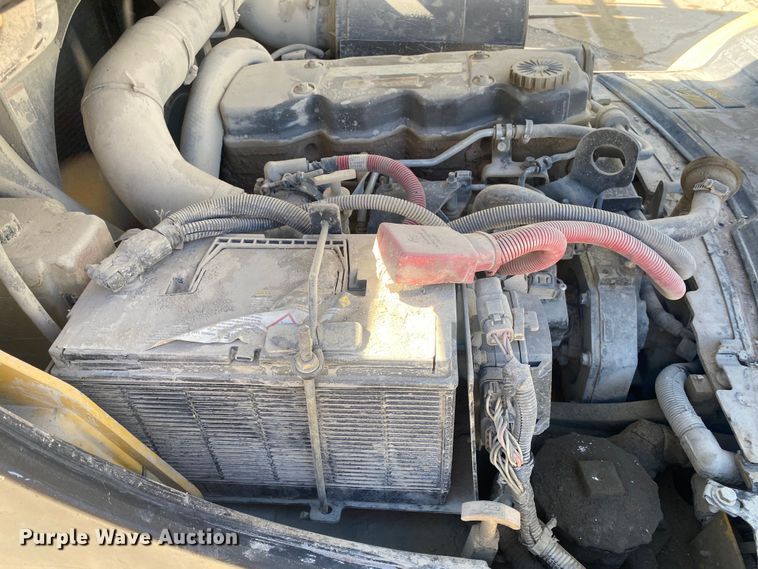 image for item DL7023 2008 Yale  forklift