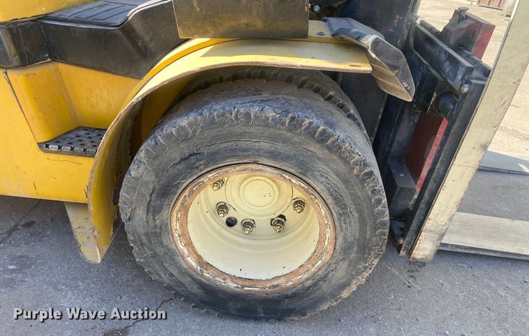 image for item DL7023 2008 Yale  forklift