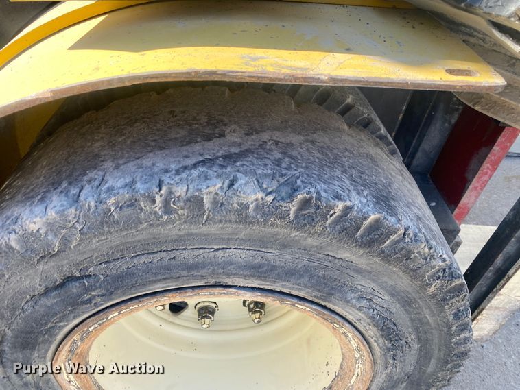 image for item DL7023 2008 Yale  forklift